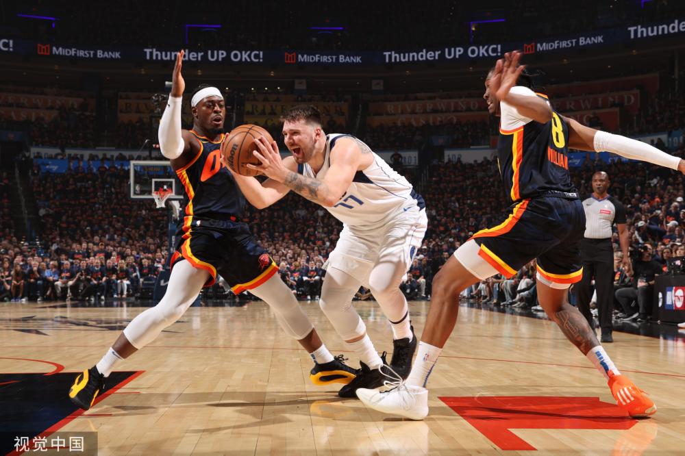 以其出色的 以其出色的